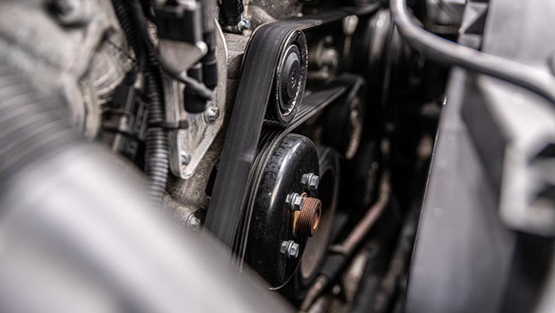 Auxiliary belt in engine